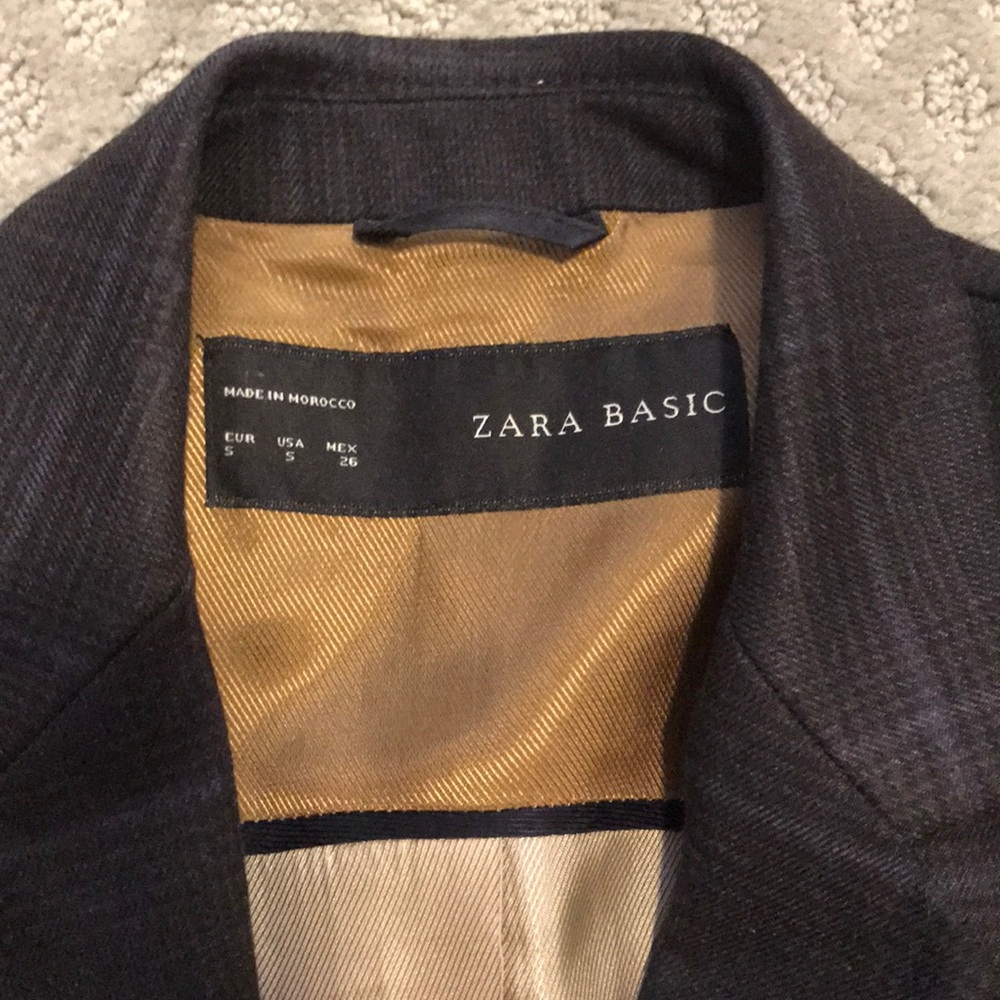 Jacket - Picture 2 of 3